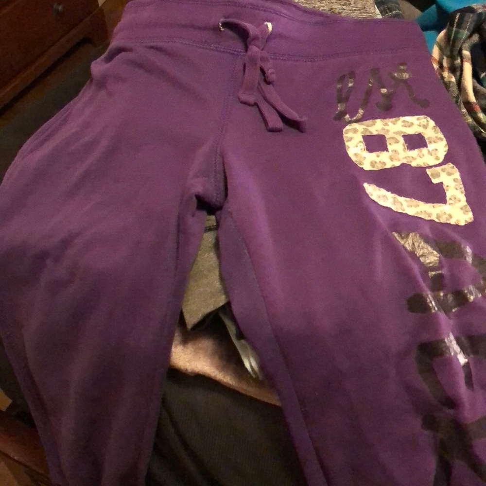 Aero pair of capris TV18